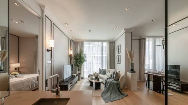 2 Bedrooms, 2 Bathrooms 89sqm size 11th Flr at 28 Chidlom For Rent 150,000/Month