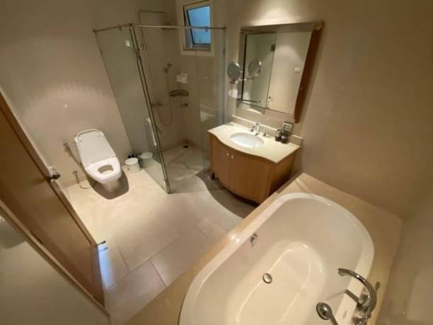 2 Bedrooms, 2 Bathrooms 99sqm size 14th Flr at The Empire Place For Sale 14,500,000