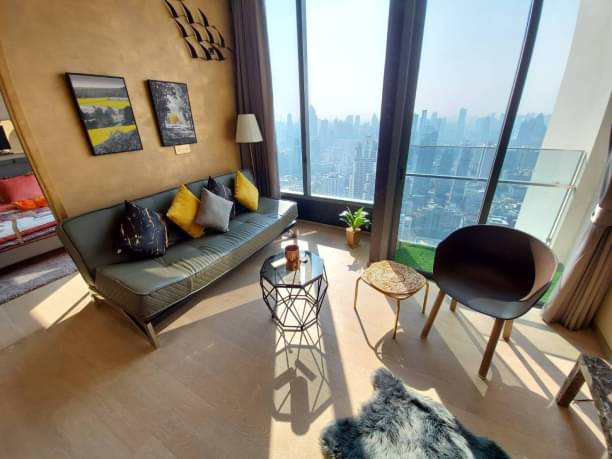 1 Bedroom, 1 Bathroom 47sqm size 47th Floor at The Esse Asoke For Rent 40,000