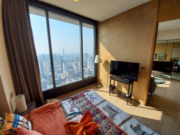1 Bedroom, 1 Bathroom 47sqm size 47th Floor at The Esse Asoke For Rent 40,000