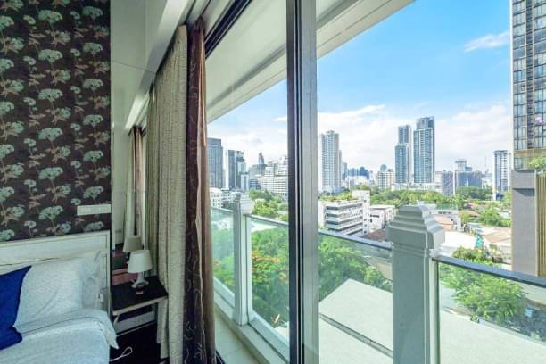 2 Bedrooms, 3 Bathrooms 237sqm size 9th Flr at Le Raffine Jambu Dvipa For Rent 160,000