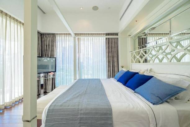 2 Bedrooms, 3 Bathrooms 237sqm size 9th Flr at Le Raffine Jambu Dvipa For Rent 160,000