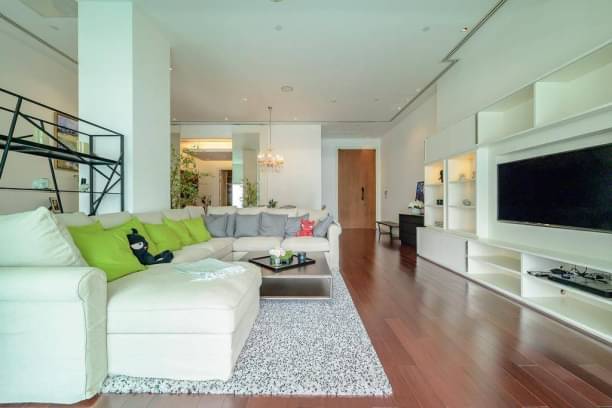 2 Bedrooms, 3 Bathrooms 237sqm size 9th Flr at Le Raffine Jambu Dvipa For Rent 160,000
