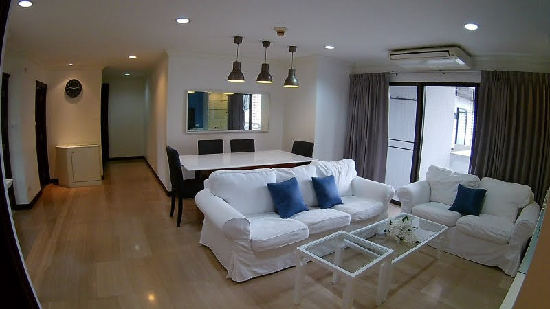 3 Bedrooms, 3 Bathrooms 164sqm size 11th Flr at Richmond Palace For Rent 65K & For Sale 18M