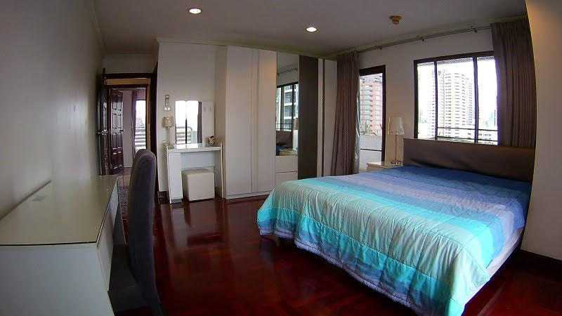3 Bedrooms, 3 Bathrooms 164sqm size 11th Flr at Richmond Palace For Rent 65K & For Sale 18M