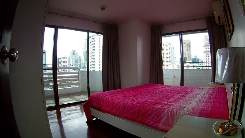 3 Bedrooms, 3 Bathrooms 164sqm size 11th Flr at Richmond Palace For Rent 65K & For Sale 18M