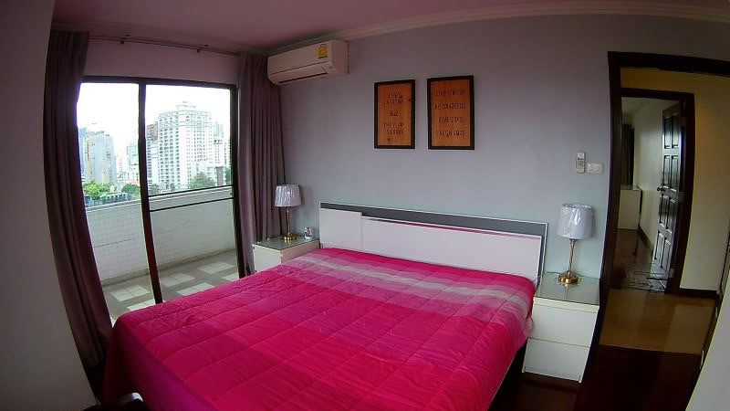 3 Bedrooms, 3 Bathrooms 164sqm size 11th Flr at Richmond Palace For Rent 65K & For Sale 18M