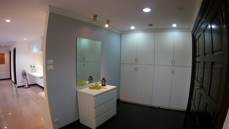 3 Bedrooms, 3 Bathrooms 164sqm size 11th Flr at Richmond Palace For Rent 65K & For Sale 18M