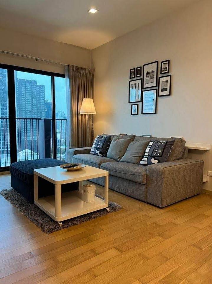 2 Bedrooms, 2 Bathrooms 75sqm size 19th Flr at Noble Reveal For Rent 50,000/Month