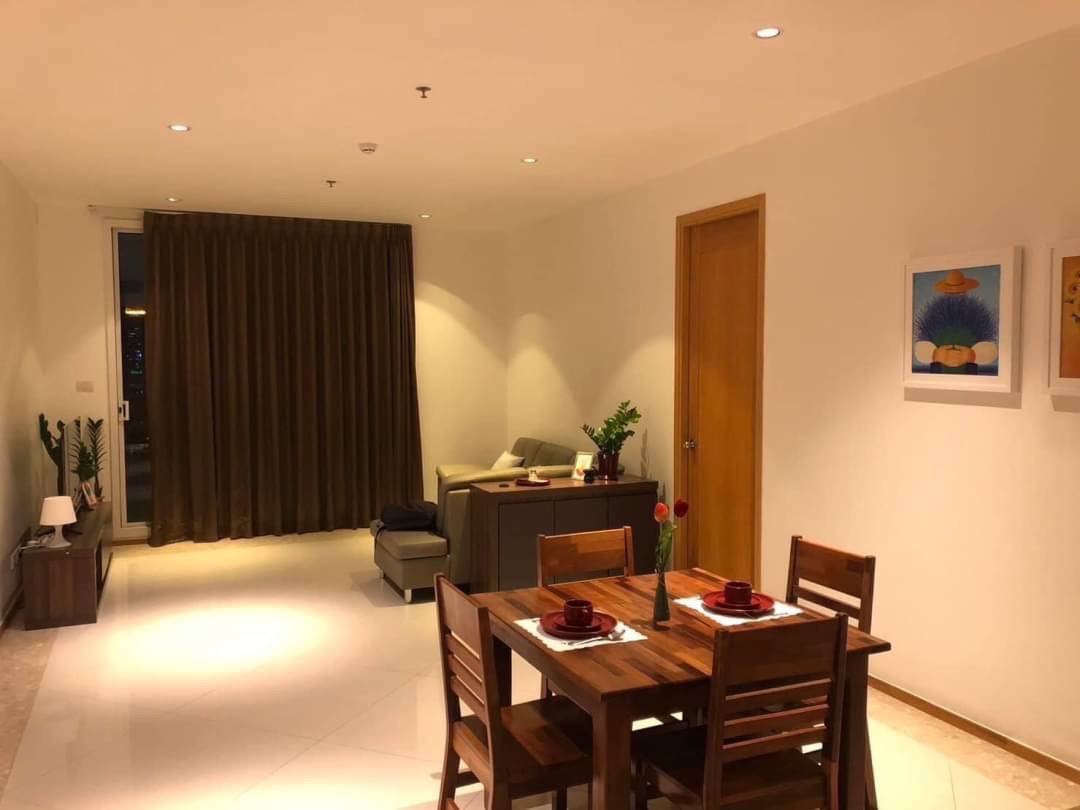 2 Bedrooms, 2 Bathrooms 100sqm size at The Empire Place For Rent 52,000/Month