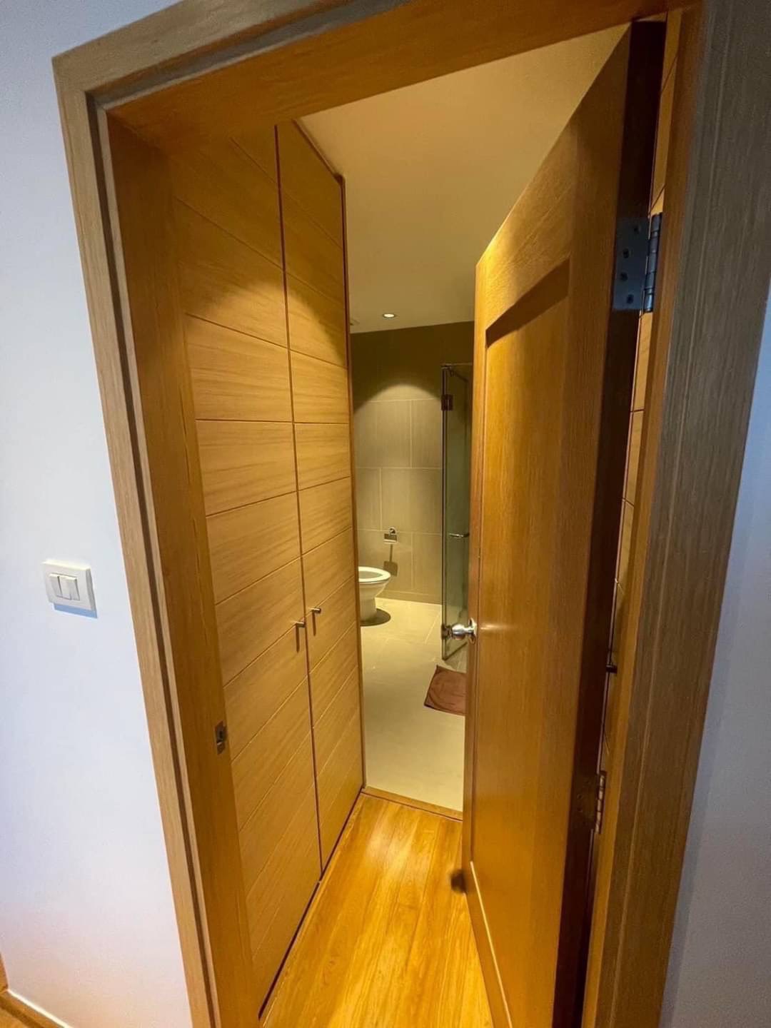 2 Bedrooms, 2 Bathrooms 100sqm size at The Empire Place For Rent 52,000/Month