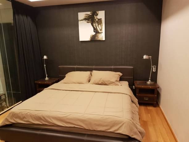1 Bedroom, 1Bathroom 90sqm size 9th Flr at The Emporio Place For Rent 60,000/Month