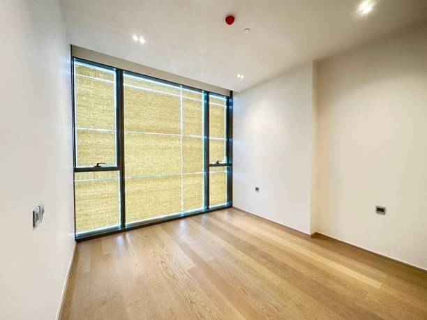 2 Bedrooms, 2 Bathrooms 111sqm size 12th Flr at The Strand Thonglor For Sale 45,350,000