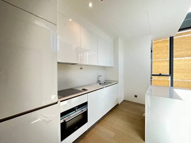 2 Bedrooms, 2 Bathrooms 111sqm size 12th Flr at The Strand Thonglor For Sale 45,350,000