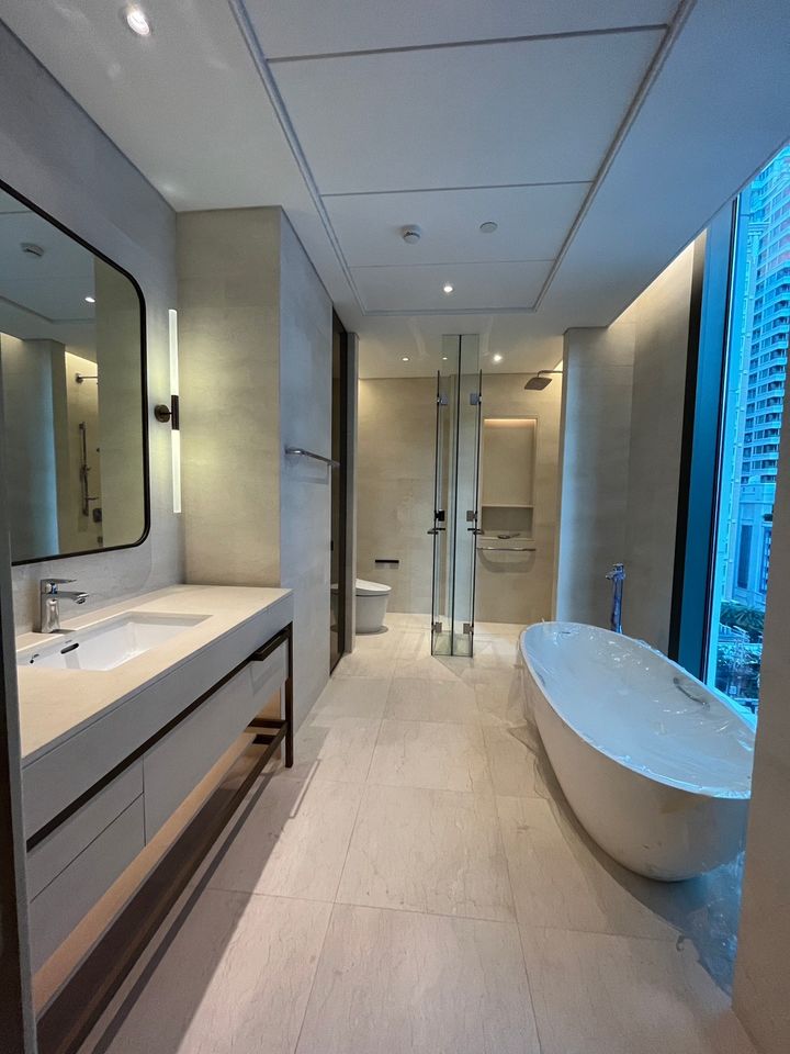 2 Bedrooms, 3 Bathrooms 161sqm at Baan Sindhorn For Rent 240K & For Sale 36MB