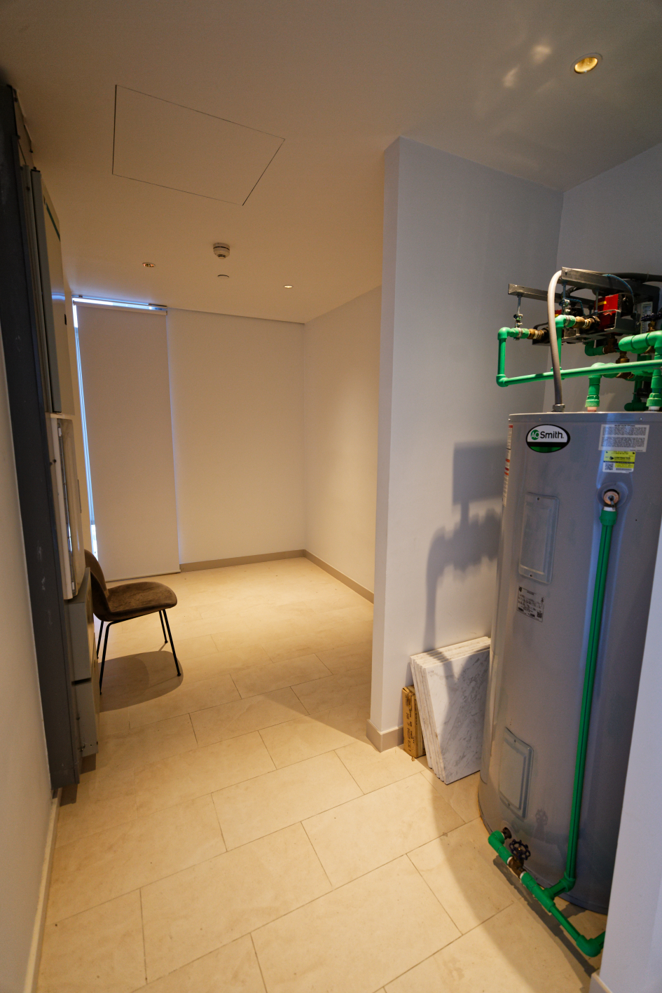 3 Bedrooms, 3 Bathrooms 194sqm 51st Flr at Four Seasons Private Residences For Sale 110MB