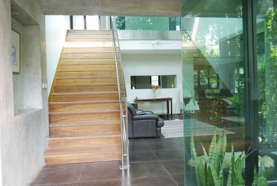 3 Bedrooms, 4 Bathrooms 400sqm Stylish Residence For Rent 165,000THB/Month