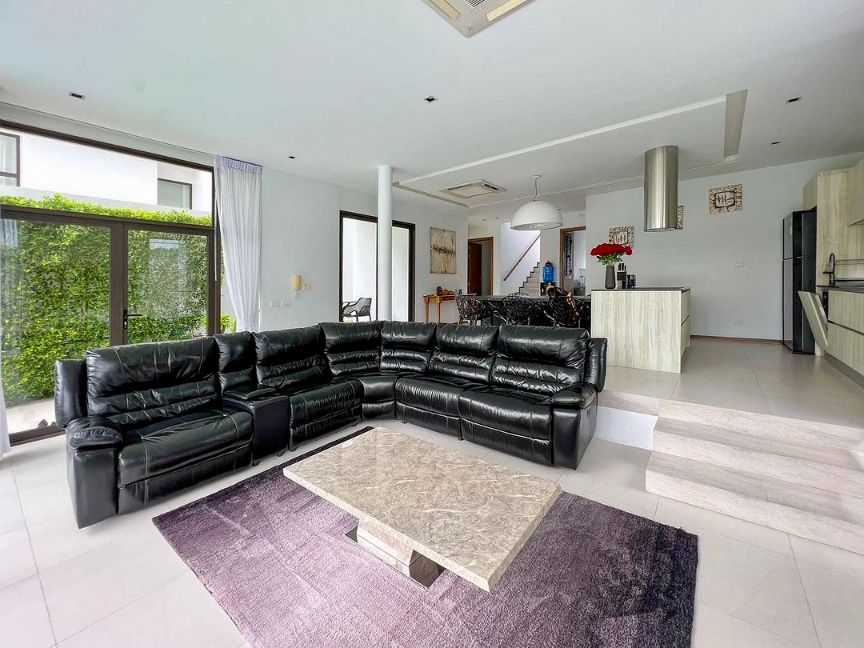 3 Bedrooms, 3 Bathrooms 260sqm @Civetta Pool Villa 1 For Rent 260,000THB/Month