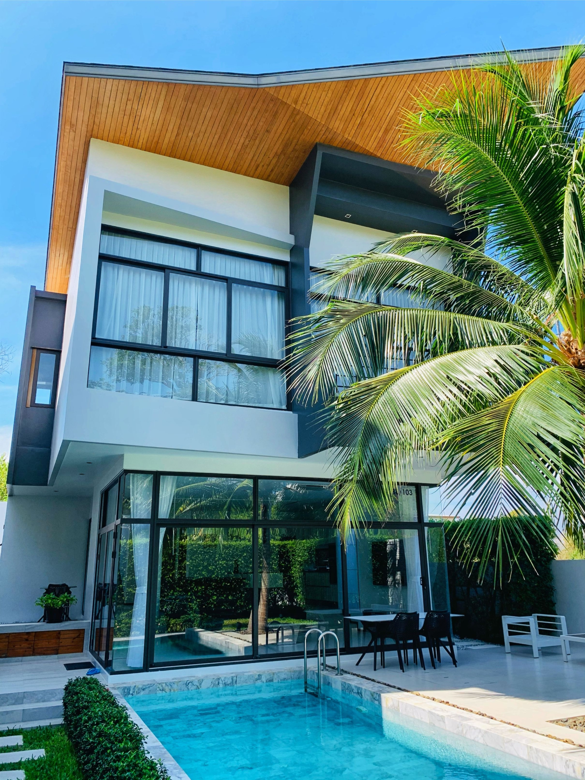 3 Bedrooms, 3 Bathrooms 260sqm @Civetta Pool Villa 1 For Rent 260,000THB/Month