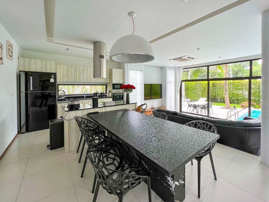 3 Bedrooms, 3 Bathrooms 260sqm @Civetta Pool Villa 1 For Rent 260,000THB/Month