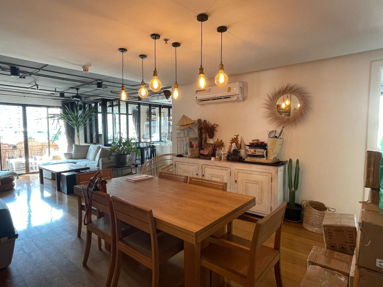 3 Bedrooms, 2 Bathrooms 135sqm @Prime Mansion Sukhumvit 31 For Rent 70K & Sale for 23MB