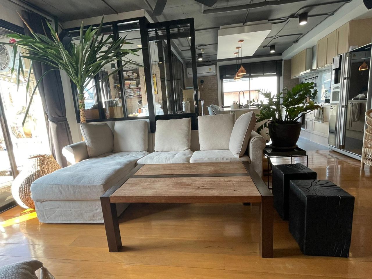 3 Bedrooms, 2 Bathrooms 135sqm @Prime Mansion Sukhumvit 31 For Rent 70K & Sale for 23MB