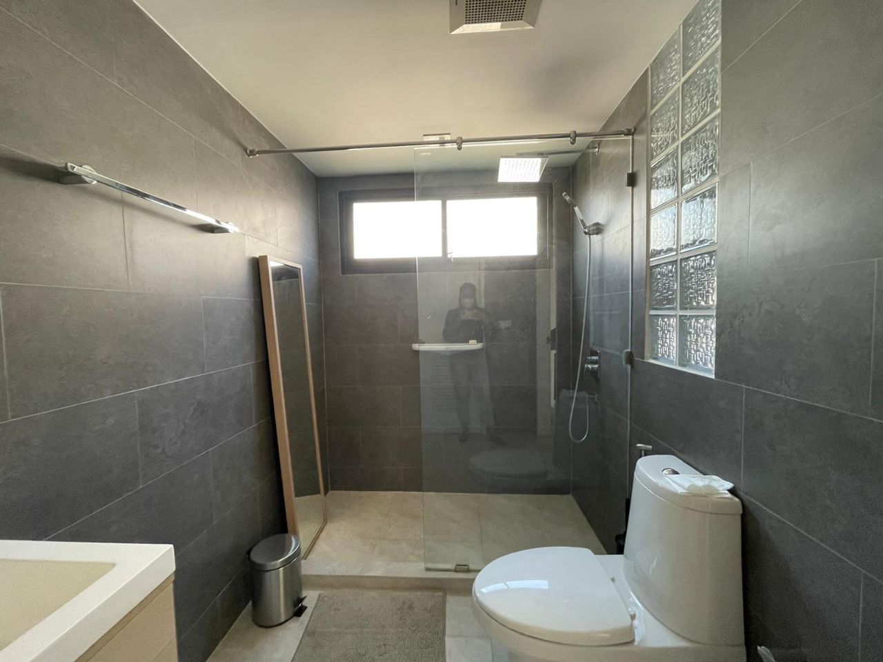 3 Bedrooms, 2 Bathrooms 135sqm @Prime Mansion Sukhumvit 31 For Rent 70K & Sale for 23MB