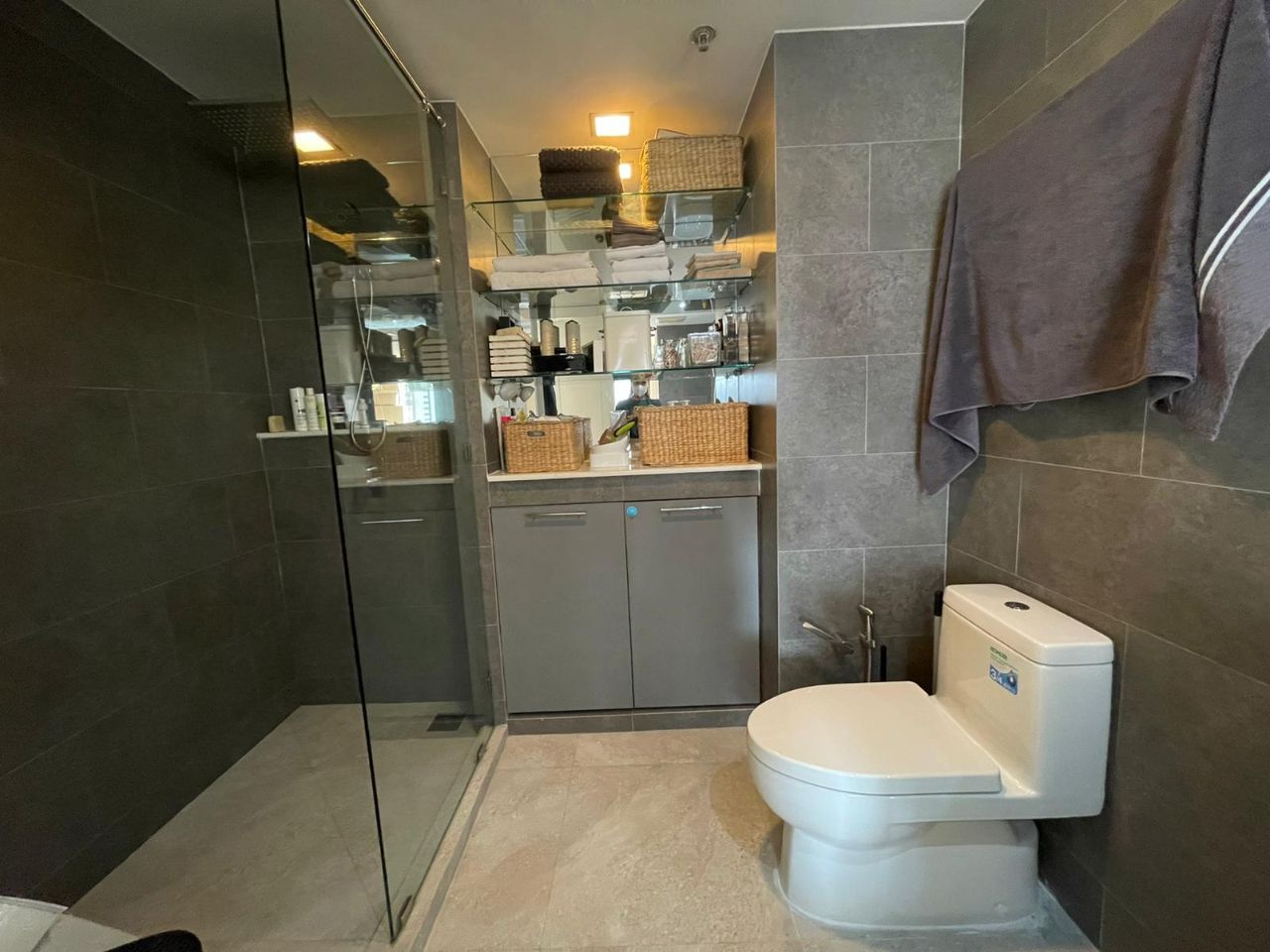 3 Bedrooms, 2 Bathrooms 135sqm @Prime Mansion Sukhumvit 31 For Rent 70K & Sale for 23MB
