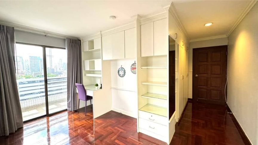 3 Bedrooms, 3 Bathrooms 114sqm @Richmond Palace Sukhumvit 43 For Rent 60K & Sale 16.5MB