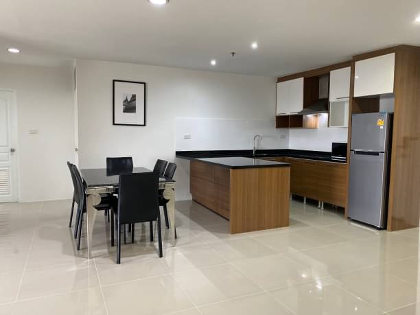 3 Bedrooms, 2 Bathrooms 122sqm @Waterford Diamond Sukhumvit 30/1 For Rent 55,000/Month