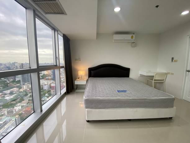 3 Bedrooms, 2 Bathrooms 122sqm @Waterford Diamond Sukhumvit 30/1 For Rent 55,000/Month