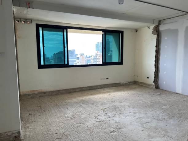 4 Bedrooms, 3 Bathrooms + 1 Toilet 514sqm @D.S. Tower 1 Sukhumvit 33 For Sale 48MB