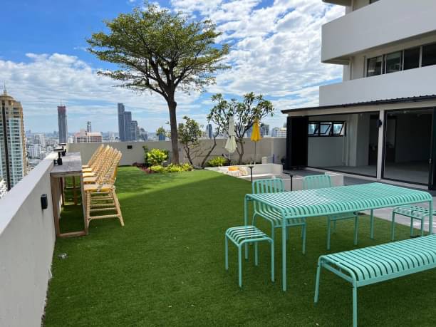 4 Bedrooms, 3 Bathrooms + 1 Toilet 514sqm @D.S. Tower 1 Sukhumvit 33 For Sale 48MB