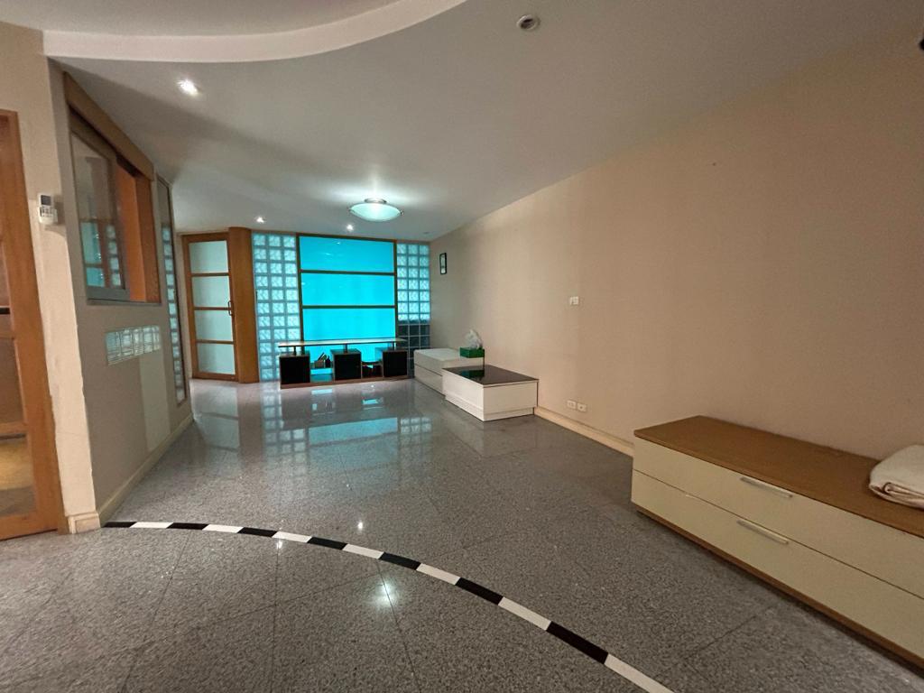 4 Bedrooms, 2 Bathrooms 121sqm @The Prime Suites For Sale 8.5MB
