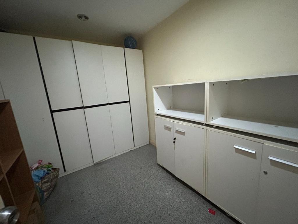 4 Bedrooms, 2 Bathrooms 121sqm @The Prime Suites For Sale 8.5MB
