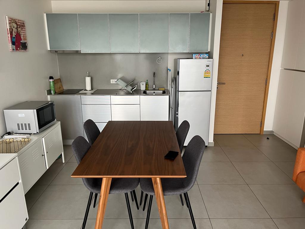 1 Bedroom, 1 Bathroom 44sqm @The Lofts Ekkamai For Rent 10kTHB & For Sale 6.5MB