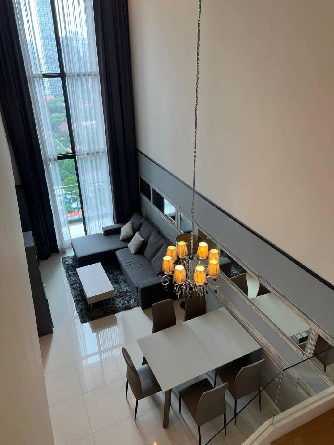 2 Bedrooms, 2 Bathrooms 95sqm 29th Flr @Villa Asoke For Rent 60,000THB/Month & For 6 Months Rent Price is 65K