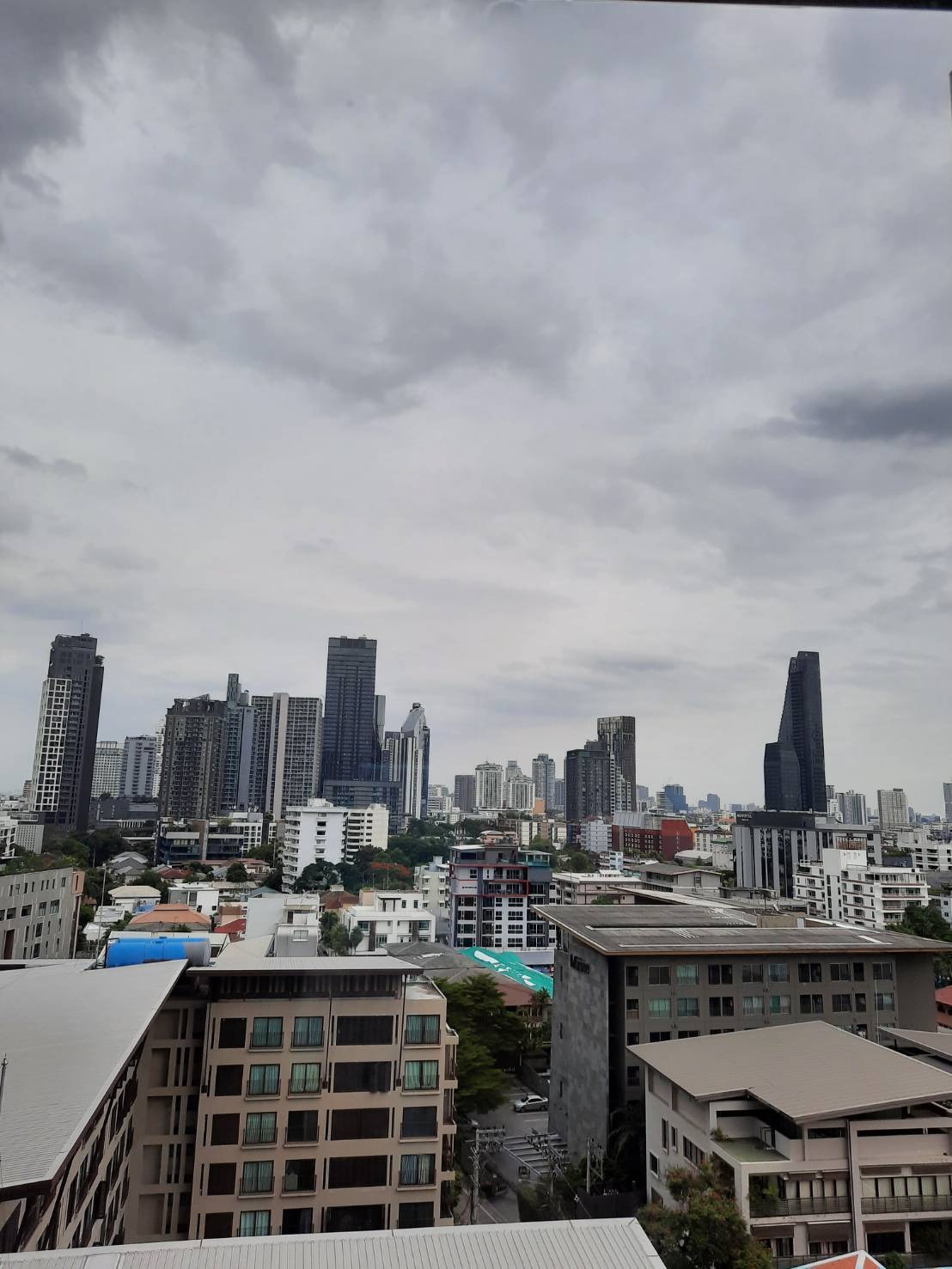 2 Bedrooms, 2 Bathrooms 105sqm @Kraam Sukhumvit 26 For Rent 95K & For Sale 33MB