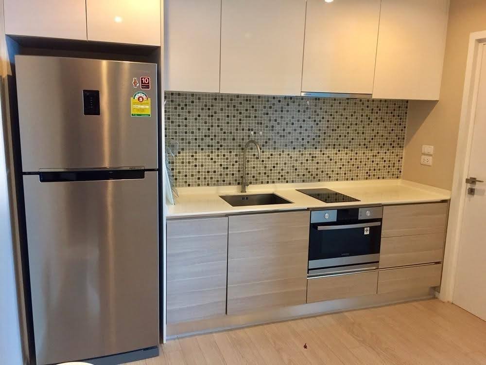 1 Bedroom, 1 Bathroom 50sqm 25th Flr @The Room Sukhumvit 21 For Rent 37,000/Month