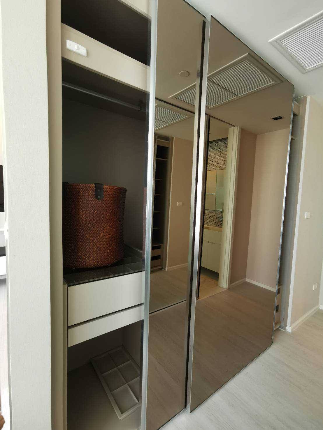1 Bedroom, 1 Bathroom 50sqm 25th Flr @The Room Sukhumvit 21 For Rent 37,000/Month