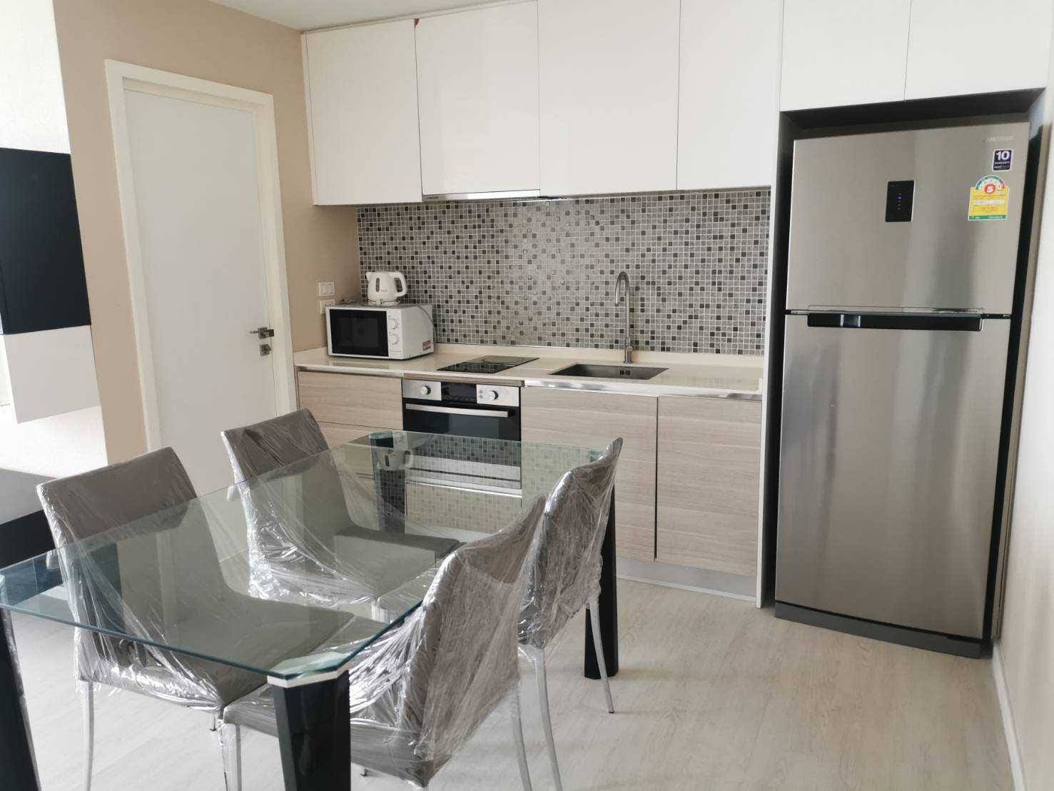 1 Bedroom, 1 Bathroom 50sqm 25th Flr @The Room Sukhumvit 21 For Rent 37,000/Month