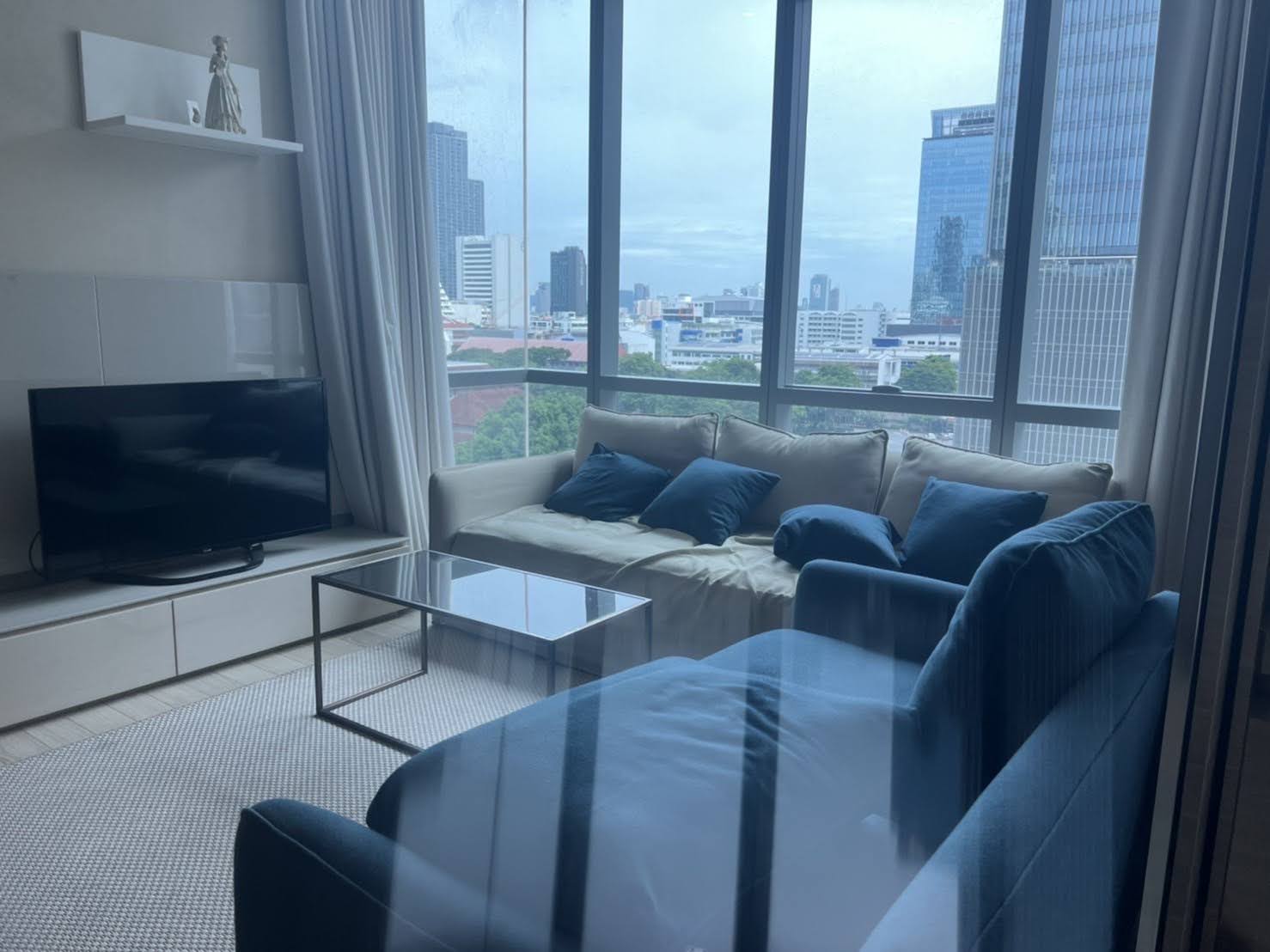 1 Bedroom, 1 Bathroom 50sqm 9th Flr @The Room Sukhumvit 21 For Rent 37,000/Month