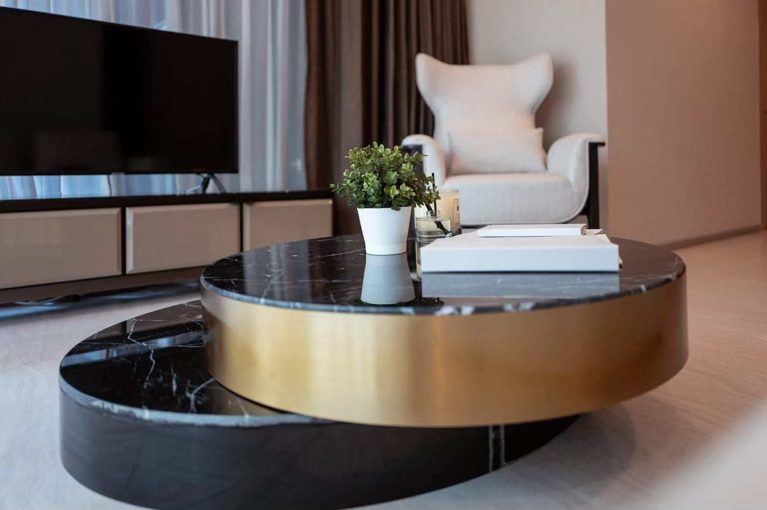 2 Bedrooms, 2 Bathrooms 80sqm 2nd Flr @FYNN Sukhumvit 31 For Rent 65,000THB