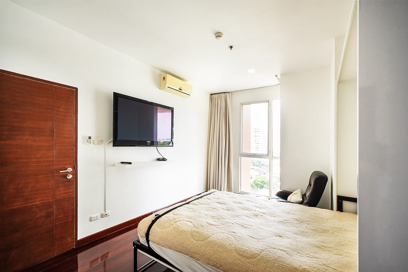 4 Bedrooms, 4 Bathrooms + 1 Maid Room 357sqm 2nd Flr @Sukhumvit City Resort For Rent 120K & For Sale 40MB