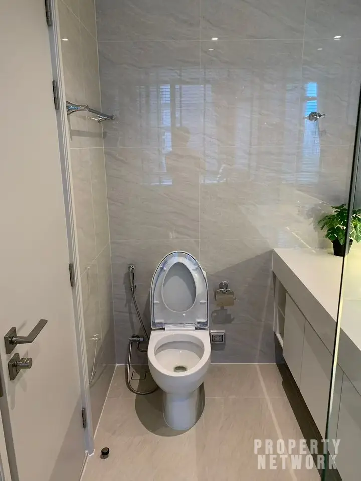 1 Bedroom, 1 Bathroom 52sqm @MUNIQ Langsuan For Rent 62,000THB/Month