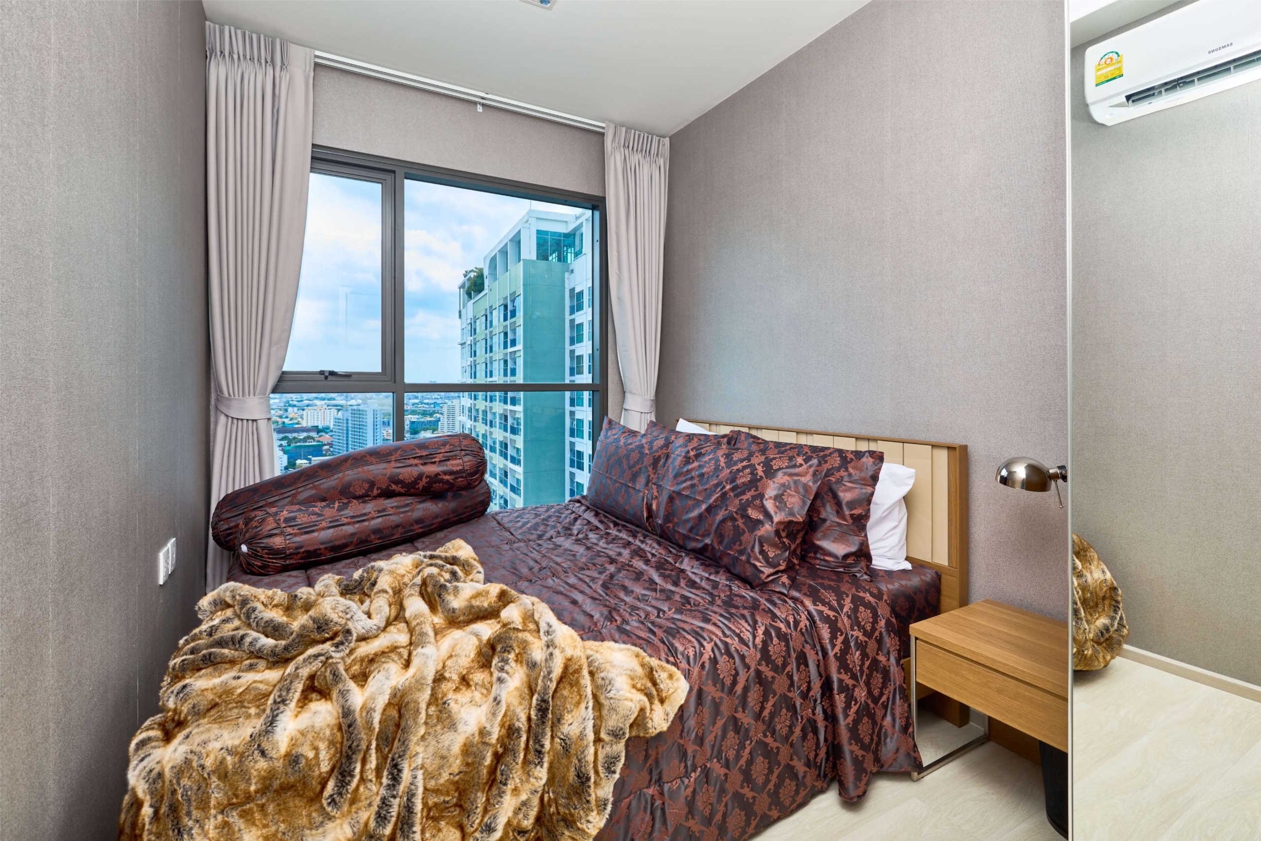2 Bedrooms, 2 Bathrooms 50sqm Life Sukhumvit 48 For Rent 28,000THB/Month