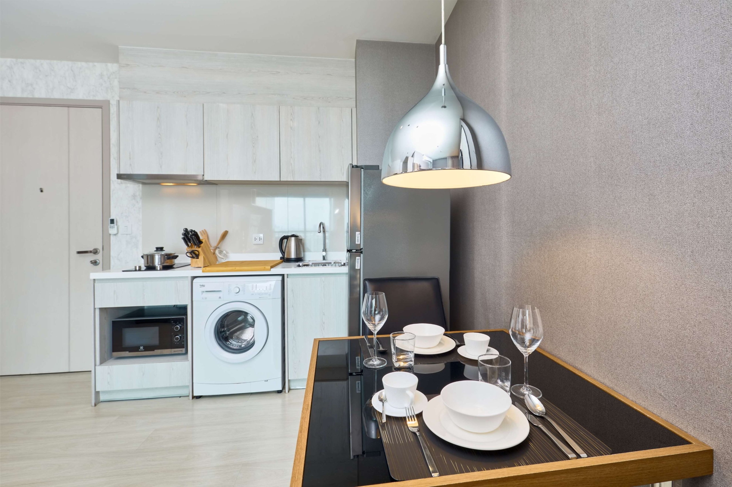 2 Bedrooms, 2 Bathrooms 50sqm Life Sukhumvit 48 For Rent 28,000THB/Month