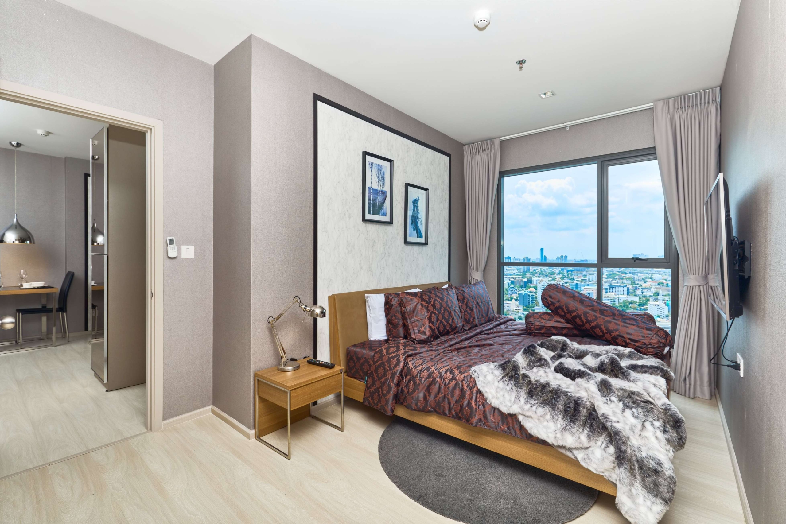 2 Bedrooms, 2 Bathrooms 50sqm Life Sukhumvit 48 For Rent 28,000THB/Month