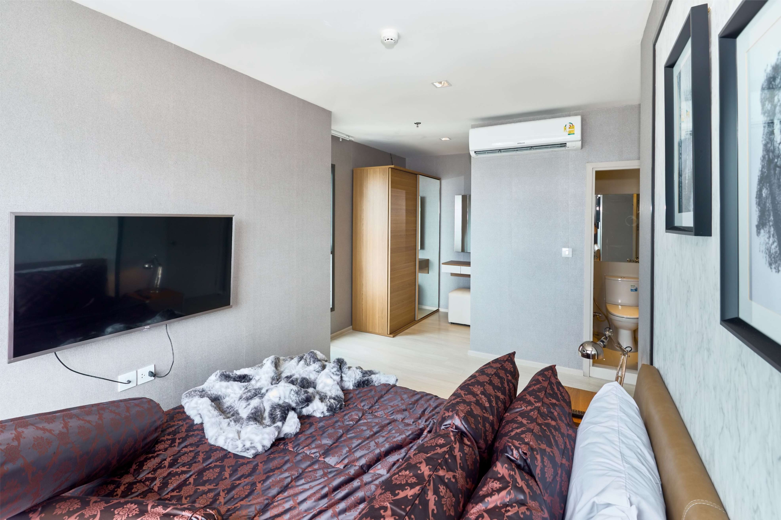 2 Bedrooms, 2 Bathrooms 50sqm Life Sukhumvit 48 For Rent 28,000THB/Month