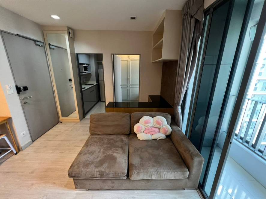 2 Bedrooms, 1 Bathroom 45.35sqm 17th Flr @ Ideo Mobi Sukhumvit 81 For Rent 27,999THB & For Sale 5,999,999MB